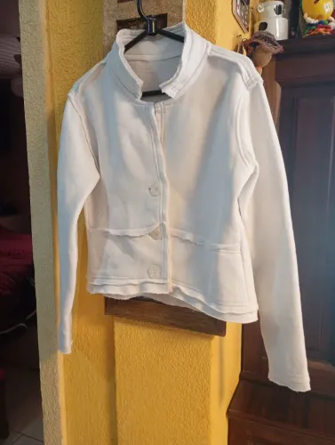 Casaquinho branco moletom com elastano M