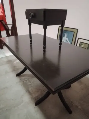 Mesa Clássica de Jantar.