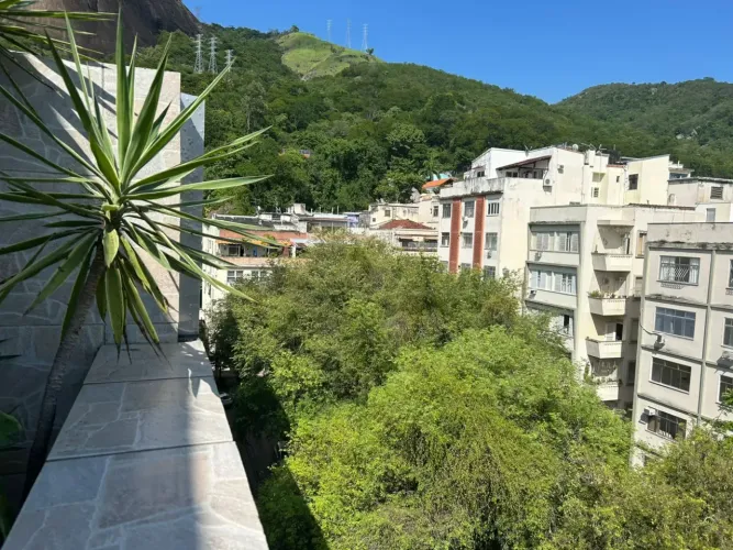 Grajaú - Rio de Janeiro - RJ COBERTURA VISTA PARA O PICO