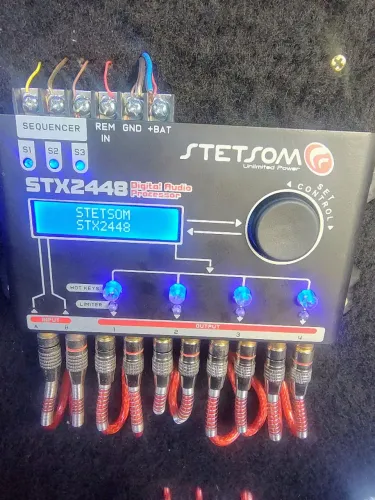 Processador de áudio STX Stetsom 2448