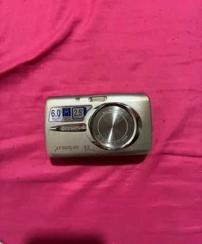Olympus Stylus 600 (µ Digital 600)