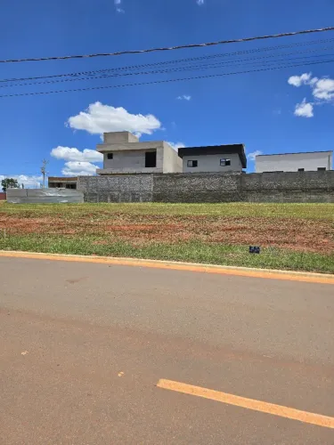 OPORTUNIDADE NO CONDOMÍNIO JARDINS PARMA FGR - SENADOR CANEDO 