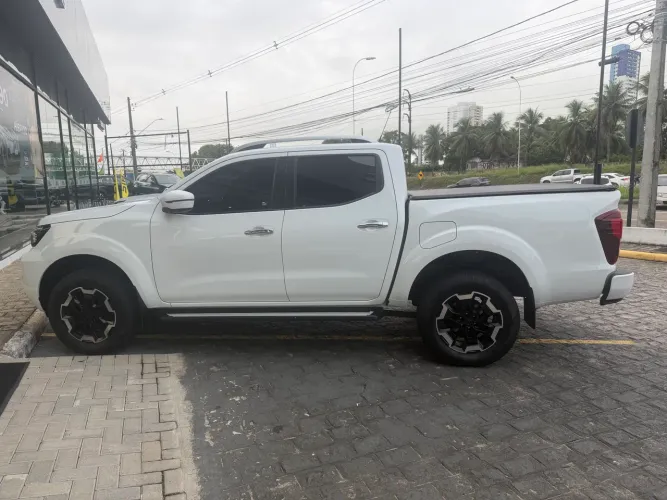 Nissan Frontier XE CD 4X4 2.3 Bi-TB Diesel Aut. 2024