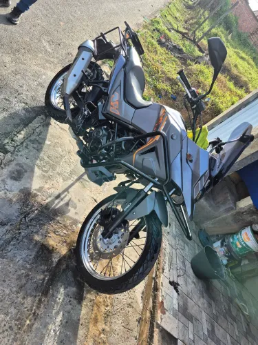 Nh 190 estado de Nova e muito bem conservada toda revisada 