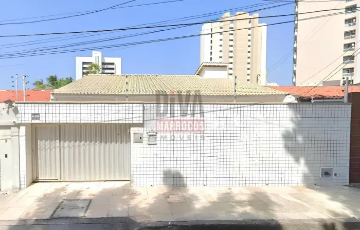 Casa residencial para locação no bairro Guararapes - Próximo ao shopping Iguatemi