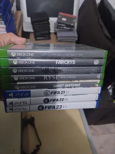 Lote jogos Variados PS4 , PS5 e X Box One Aceitamos OLX PAY 