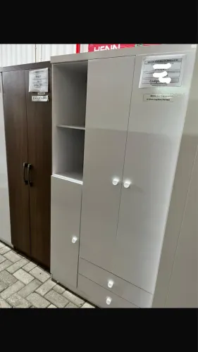 GUARDA ROUPA