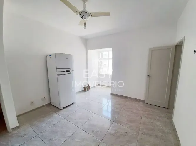 Rua JOAQUIM NABUCO! 2ª QUADRA da PRAIA! 01 QUARTO, andar ALTO, SILENCIOSO, próximo ao METR