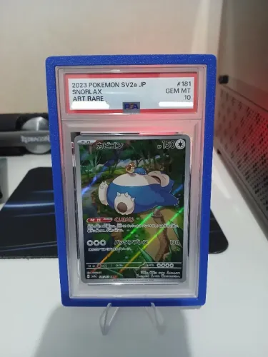 Carta Pokémon graduada Snorlax 151 PSA 10.
