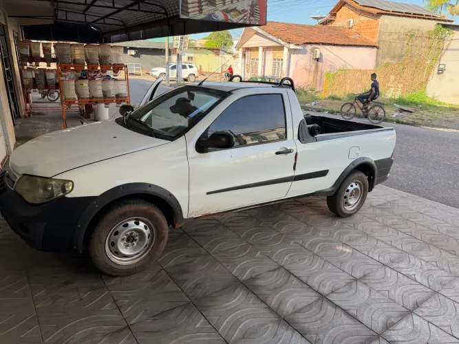 Fiat Strada 1.4 MPI Fire Flex 8V CS 2012