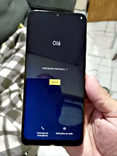 Celular Moto E22i