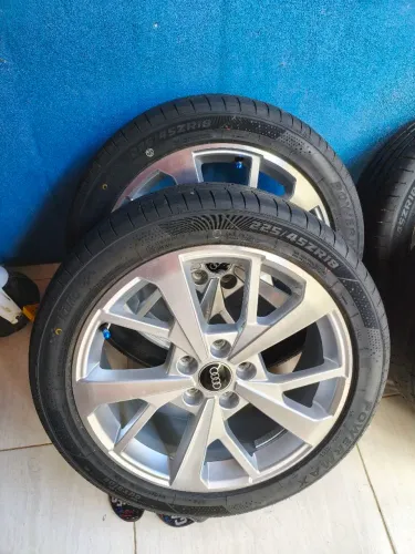 Vende-se rodas aro 18 5x112 tudo novo não rodei nem 50km