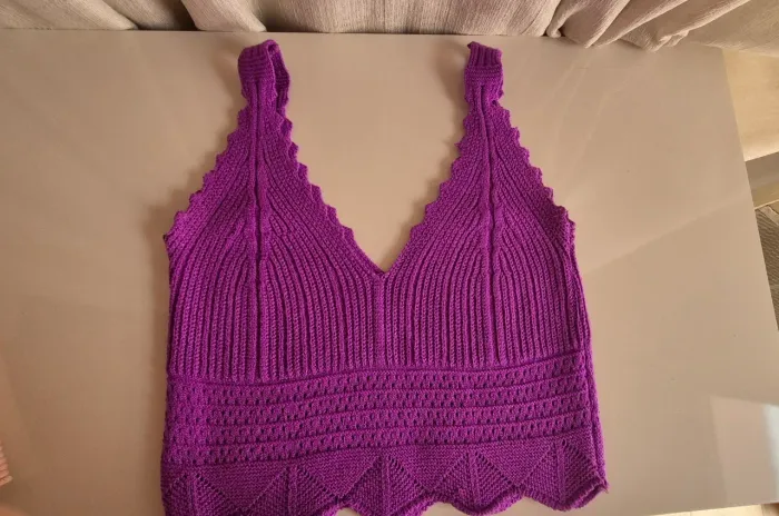 Blusa de tricô modal, tamanho P a R$ 10,00