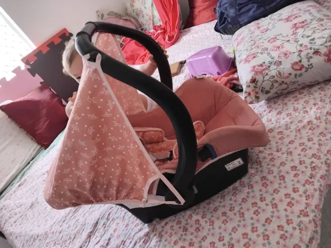 Bebê conforto semi novo