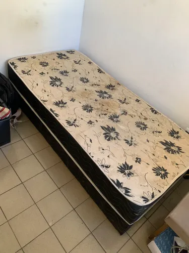 Cama de solteiro
