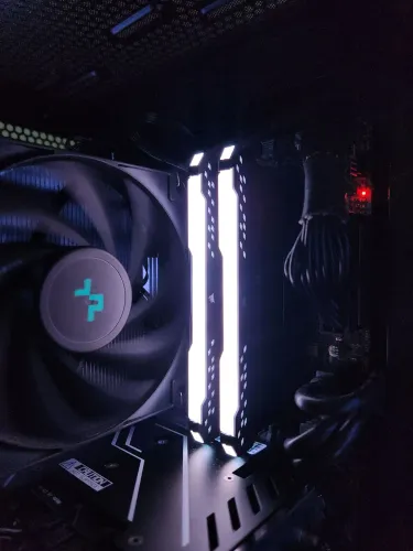 32Gb(2x16) Ddr4 Corsair Vengeance PRO RGB 3200Mhz - Envio OlxPay