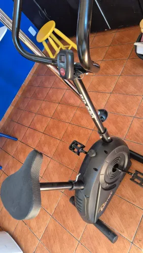 Bicicleta Ergométrica Polimet POLI-163, Tração Mecânica | Preto<br>