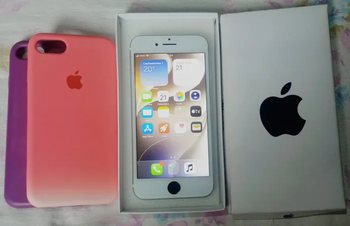 iPhone se segunda geração 128gb ios 27.2 funcionando perfeitamente