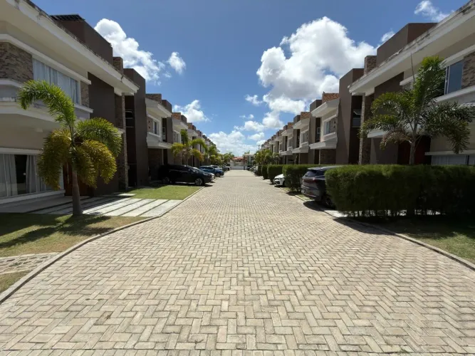 Apartamento com 3 dormitórios à venda, 122 m² por R$ 750.000 - Sapiranga - Fortaleza/CE