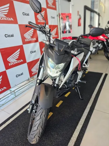 Honda CB 300F Twister CBS Cinza 0km