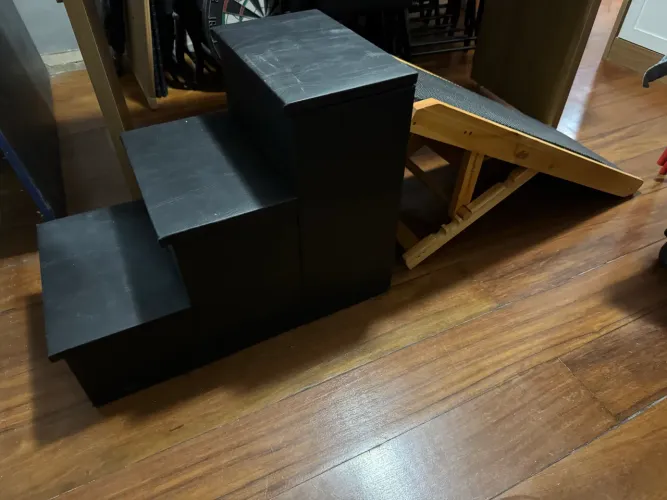 Escada para Pet - Com Baú interno 