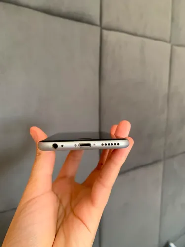 IPHONE 6s