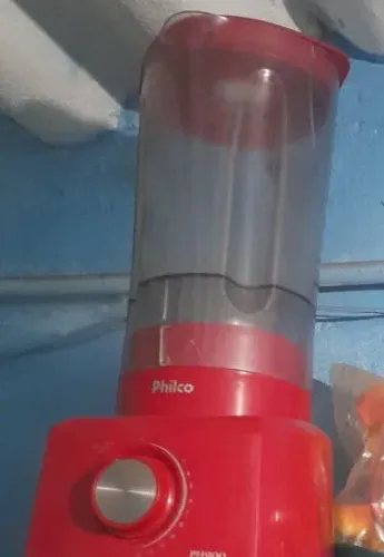 2 liquidificadores $70 cada
