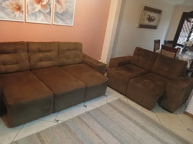 Sofa três e dois lugares