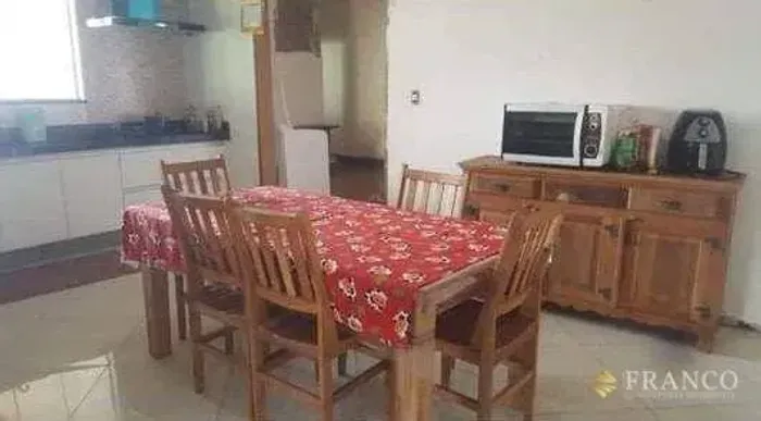 Chácara com 3 dormitórios à venda, 704 m² - Residencial Vargas - Tremembé/SP