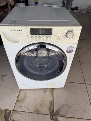 Lava e seca Electrolux 9kg
