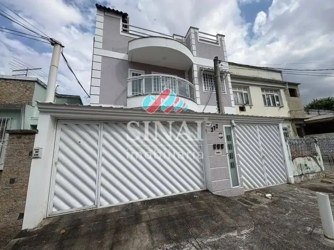 Venda Maravilhosa Casa Triplex de Alto Padrão em Vila Kosmos, Rio de Janeiro, RJ