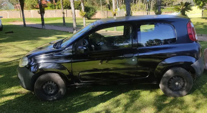 Fiat Uno Vivace 1.0 EVO Fire Flex 8V 3P 2012