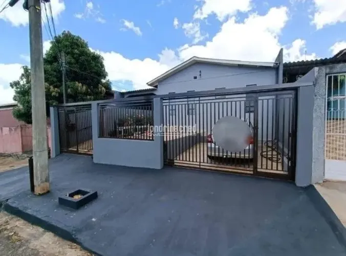 OPORTUNIDADE NO CONJUNTO MARIA CECÍLIA 2 CASAS NO MESMO TERRENO!
