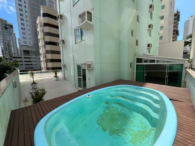 Apartamento Garden com Piscina Aluguel Anual Balneário Camboriú