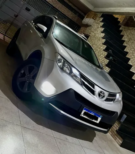 Toyota RAV4 2.0 4X4 16V Aut. 2013
