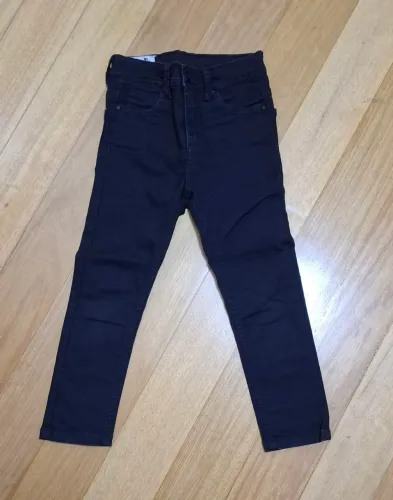 Calça Jeans preta Reserva - 6 anos
