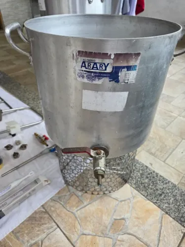 Panela cervejeira 36 litros com torneira cerveja artesanal