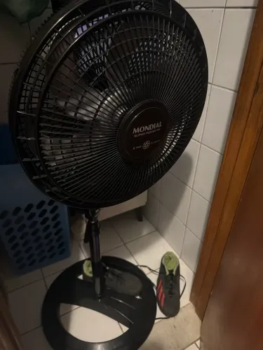 Ventilador conserto de pé Mondial