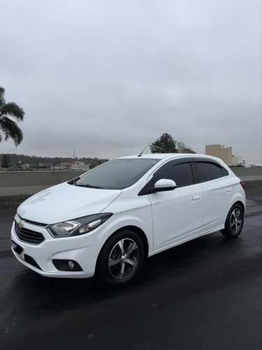 Chevrolet Onix Hatch LTZ 1.4 8V Flex Mec. 4P 2019