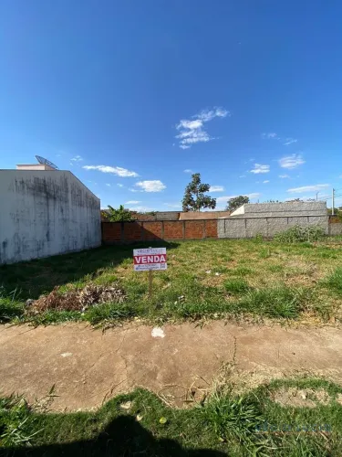 Terreno à Venda no Jardim Maria Julia em Jataizinho
