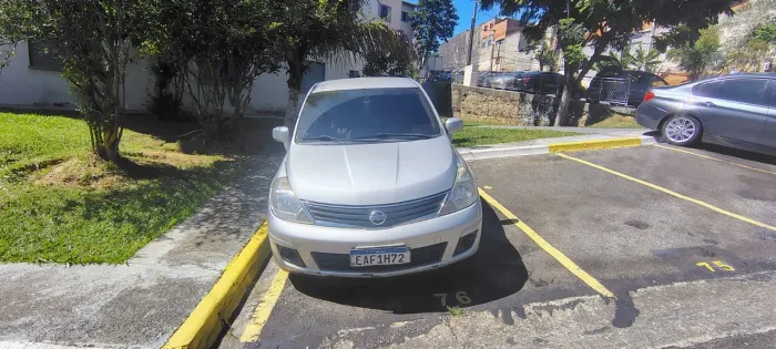 Nissan Tiida Sedan 1.8 16V Flex Fuel 4P 2011