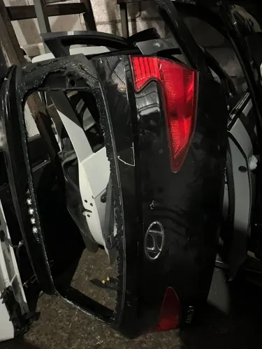 Tampa Traseira Hb20 Hatch 2020/2022