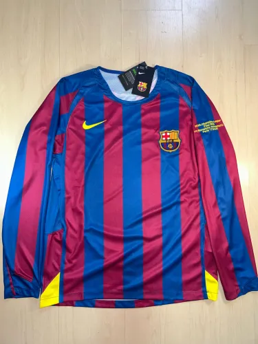Camisa retrô Barcelona 05/06 manga longa