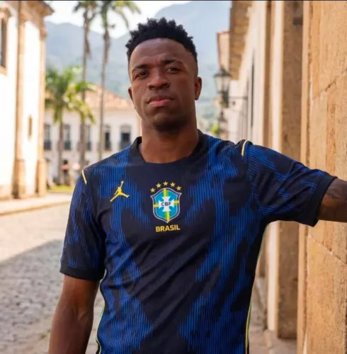 Camisa do Brasil Azul 25/26 Novo