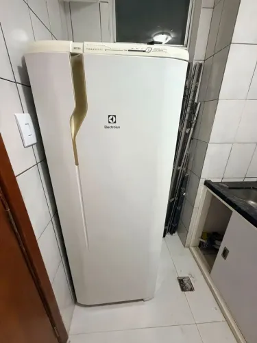 Refrigerador Electrolux RFE39