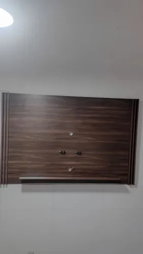 Painel para TVs de 50 a 70 polegadas