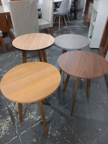 Mesinha de sala