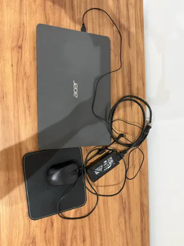 NOTEBOOK ACER em perfeito estado 