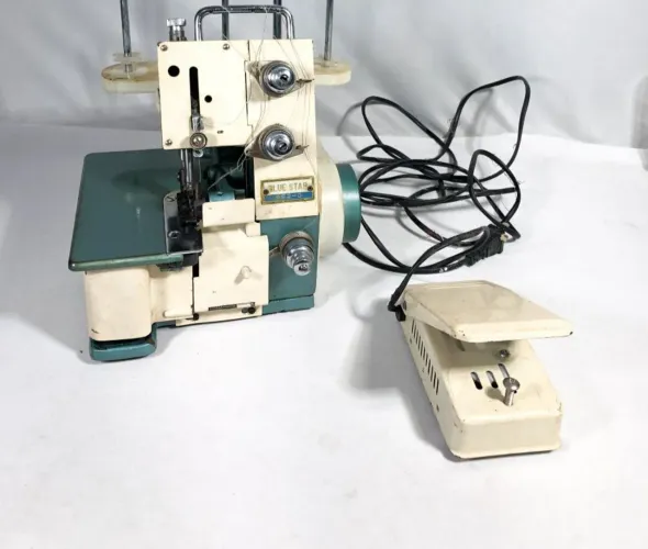 Maquina overlock
