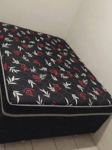 Cama box conjugadas, com colchão 10 cm intensidade de 33